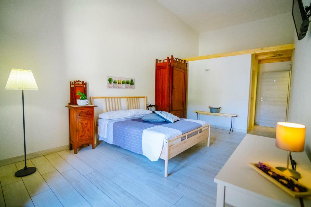 Ciatu Miu Hotel Noto Ngoại thất bức ảnh