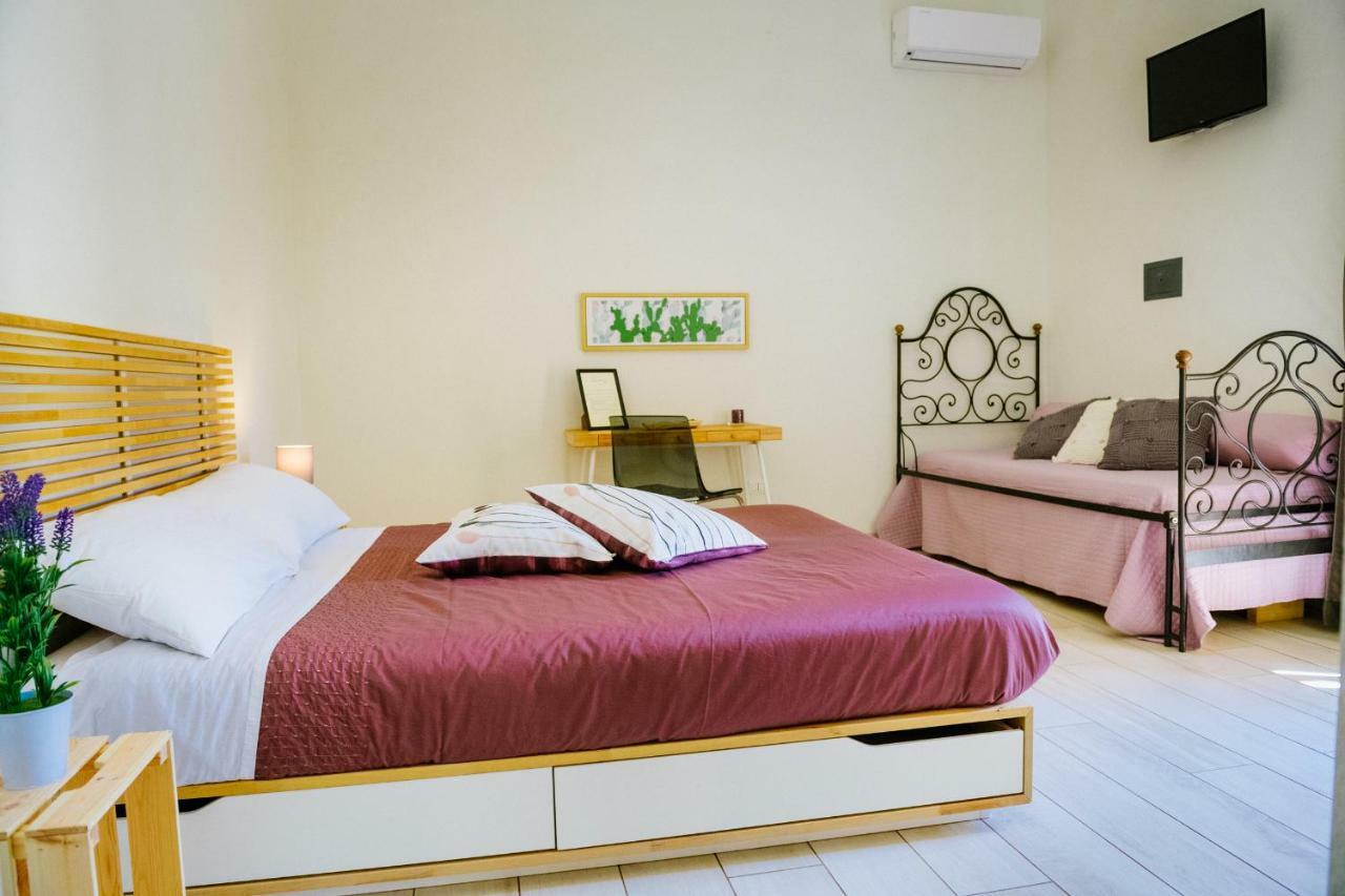 Ciatu Miu Hotel Noto Ngoại thất bức ảnh