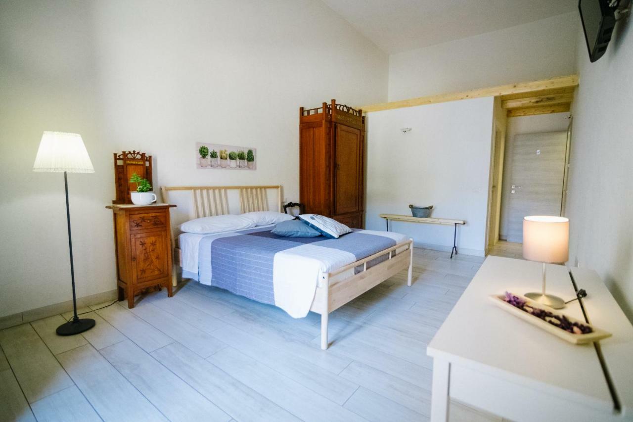 Ciatu Miu Hotel Noto Ngoại thất bức ảnh