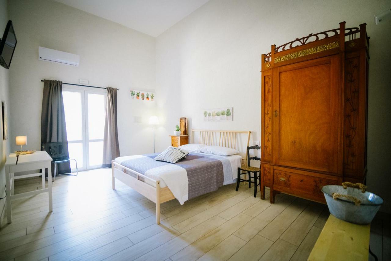 Ciatu Miu Hotel Noto Ngoại thất bức ảnh