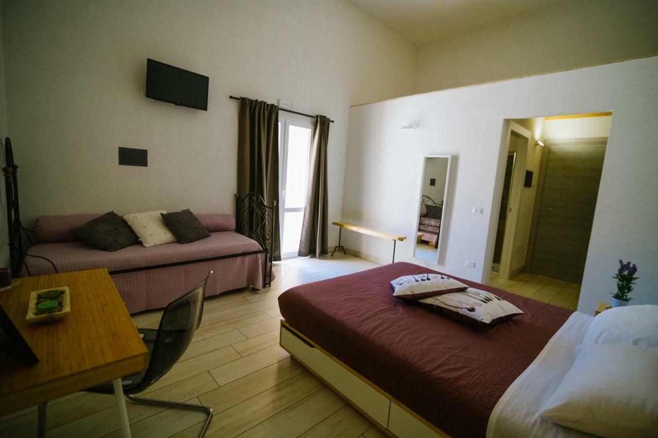 Ciatu Miu Hotel Noto Ngoại thất bức ảnh